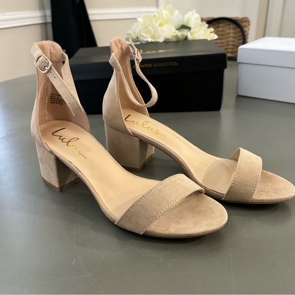 Lulus Tan Suede Harper Heels- size 7.5 - Picture 2 of 5